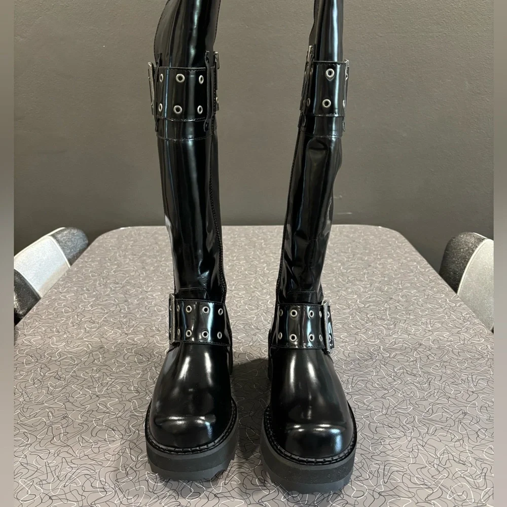 John Fluevog MAXI Tall Boot Size 7 New in Box - Picture 3 of 10
